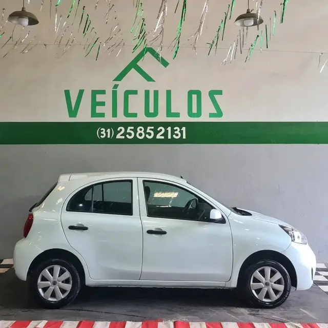 Carro Nissan March 2016 1.6 16V S (Flex)