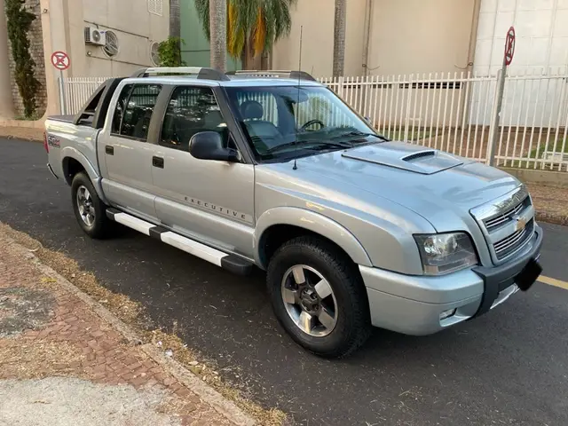 Carro Chevrolet S10 Cabine Dupla 2011 S10 Executive 4x4 2.8 Turbo Electronic (Cab Dupla)