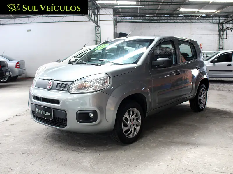 Fiat Uno Attractive 1.0 (Flex) 4p