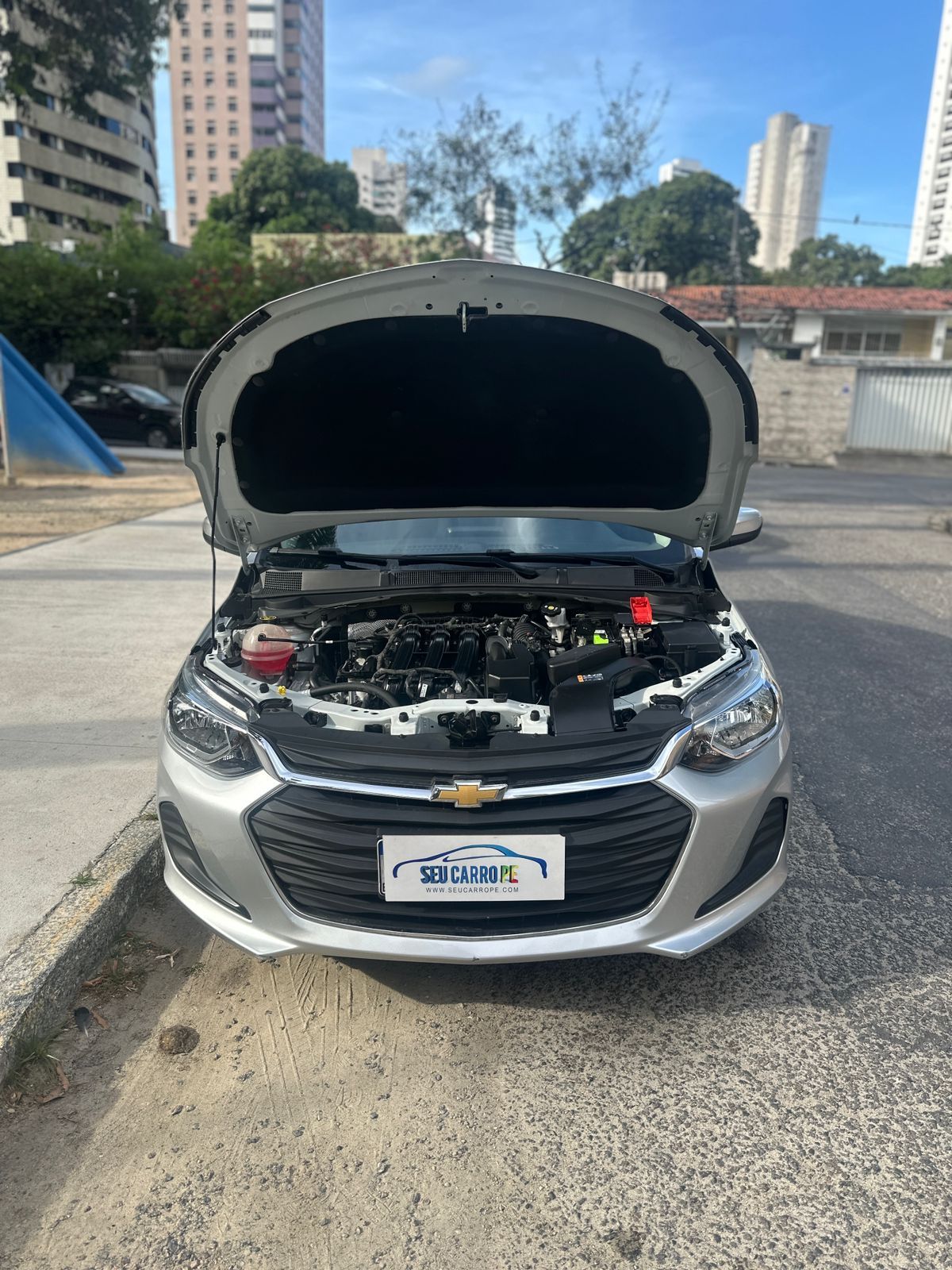 Chevrolet Onix Plus