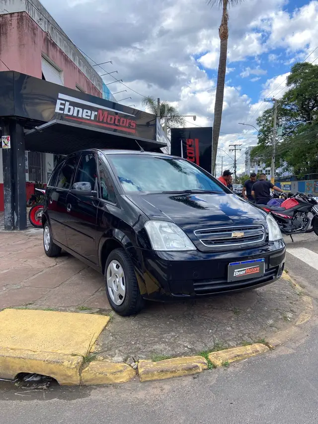 Carro Chevrolet Meriva 2010 Joy 1.4 (Flex)