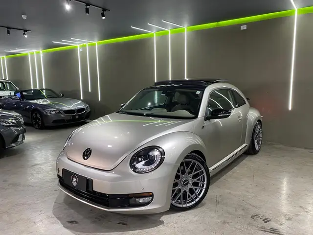 Carro Volkswagen Fusca 2014 2.0 TSi Sport DSG
