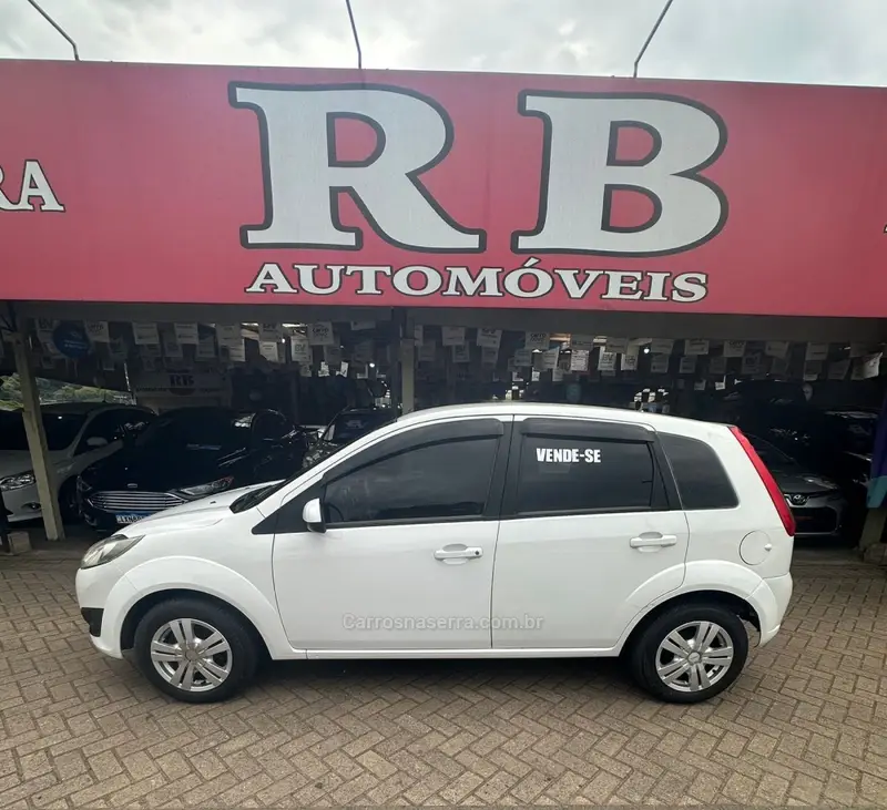 Ford Fiesta Hatch 1.6 (Flex)