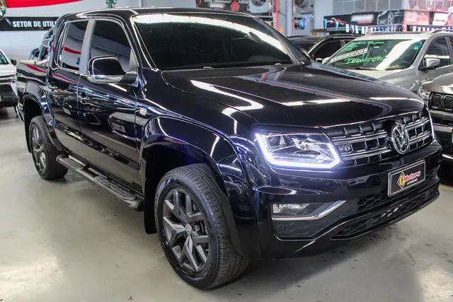 Carro Volkswagen Amarok 2023 Highline 3.0 CD 4x4 TDi (Aut)