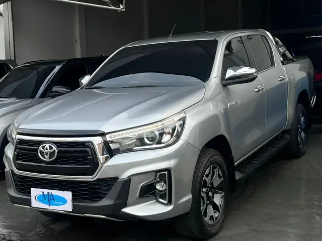 Carro Toyota Hilux Cabine Dupla 2019 Hilux 2.8 TDI SRX CD 4x4 (Aut)