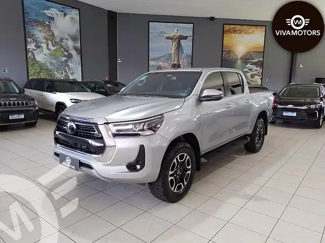 Carro Toyota Hilux Cabine Dupla 2023 SRX 4x4 2.8 Diesel