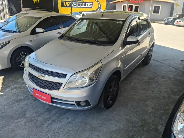 Carro Chevrolet Agile 2011 LTZ 1.4 8V (Flex)