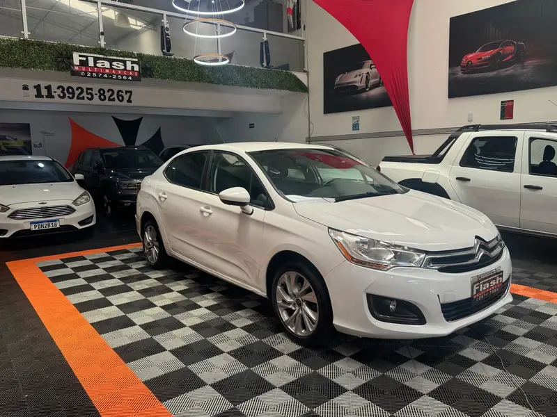 Citroën C4 Lounge Tendance 2.0 16V (Flex) (Aut)
