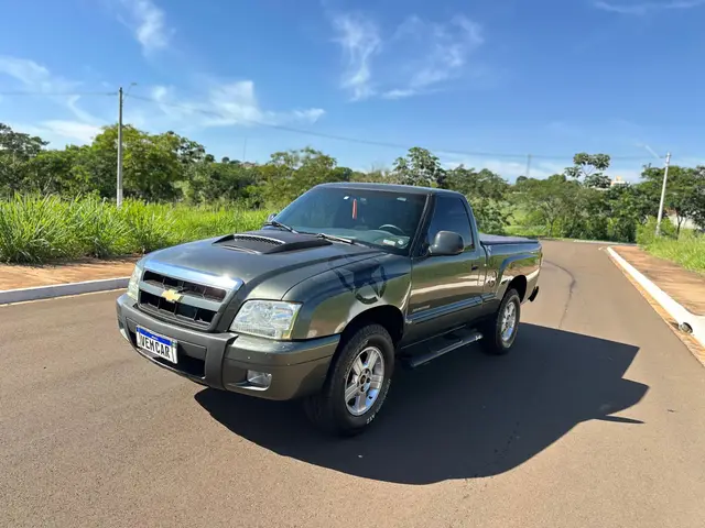 Carro Chevrolet S10 Cabine Simples 2011 S10 Advantage 4x2 2.4 (Flex) (Cab Simples)