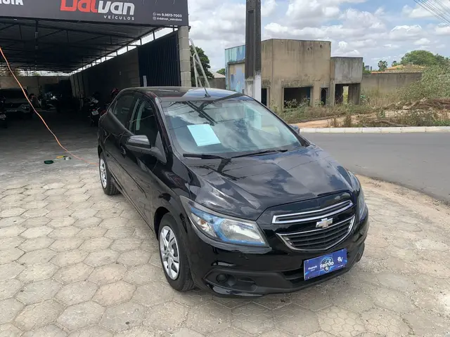 Carro Chevrolet Onix 2015 1.4 LT SPE/4