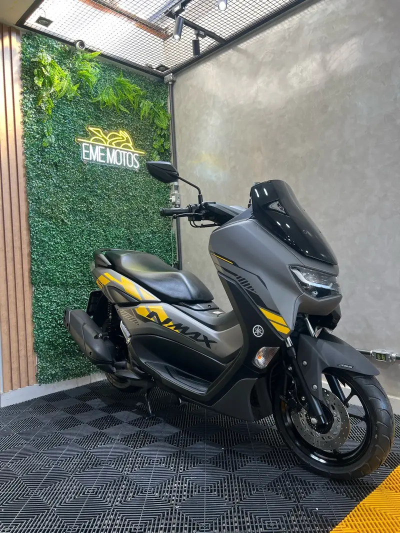 Yamaha NMax Connected SE 160