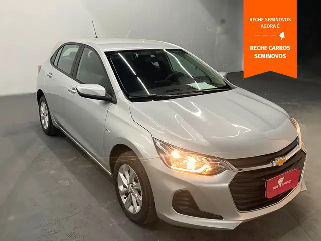 Carro Chevrolet Onix 2023 LT 1.0