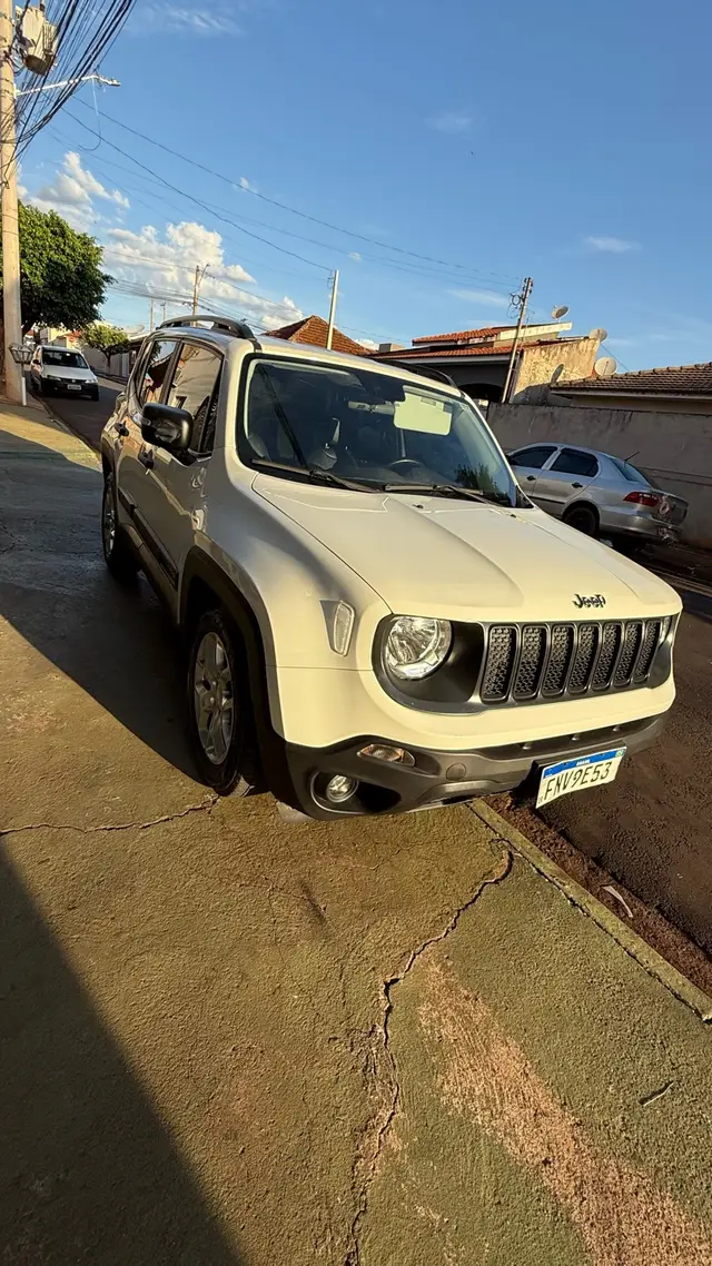 Carro Jeep Renegade 2016 Longitude 1.8 4x2 (Aut) (Flex)