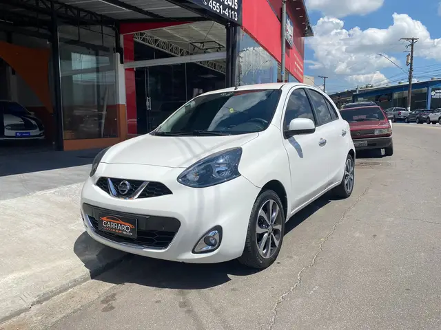 Carro Nissan March 2016 1.6 16V SL (Flex)