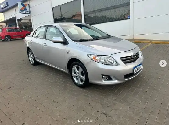 Carro Toyota Corolla 2011 Sedan GLi 1.8 16V (flex)
