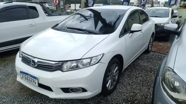 Carro Honda Civic 2014 LXS 1.8 i-VTEC (Aut) (Flex)