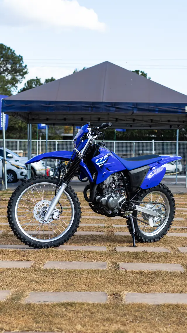 Carro Yamaha TT-R 230 2025 223 cc