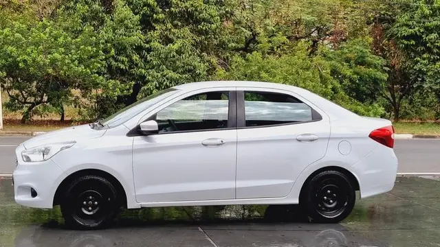Carro Ford Ka Sedan 2018 SE Plus 1.5 16v (Flex)