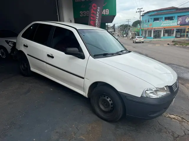 Carro Volkswagen Gol 2005 City 1.0 8V 2p (Álcool)
