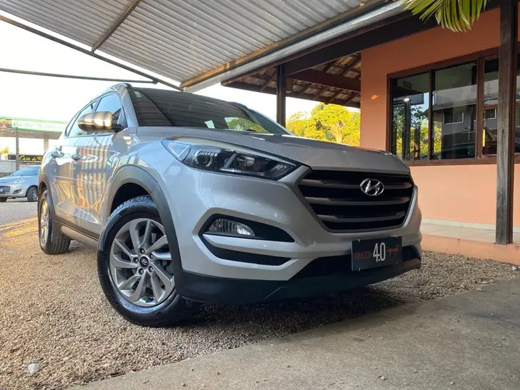 Hyundai Tucson GLS 1.6 T-GDI (Aut)