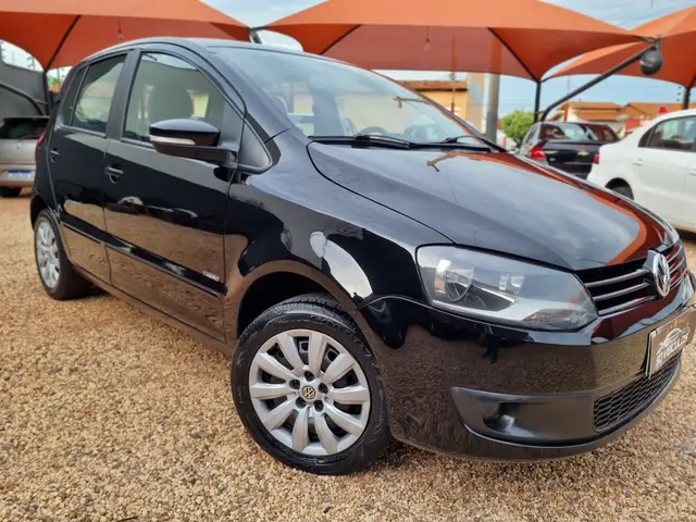Carro Volkswagen Fox 2012 1.0 8V (Flex) 2p
