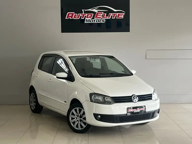 Volkswagen Fox 1.0 8V (Flex) 4p