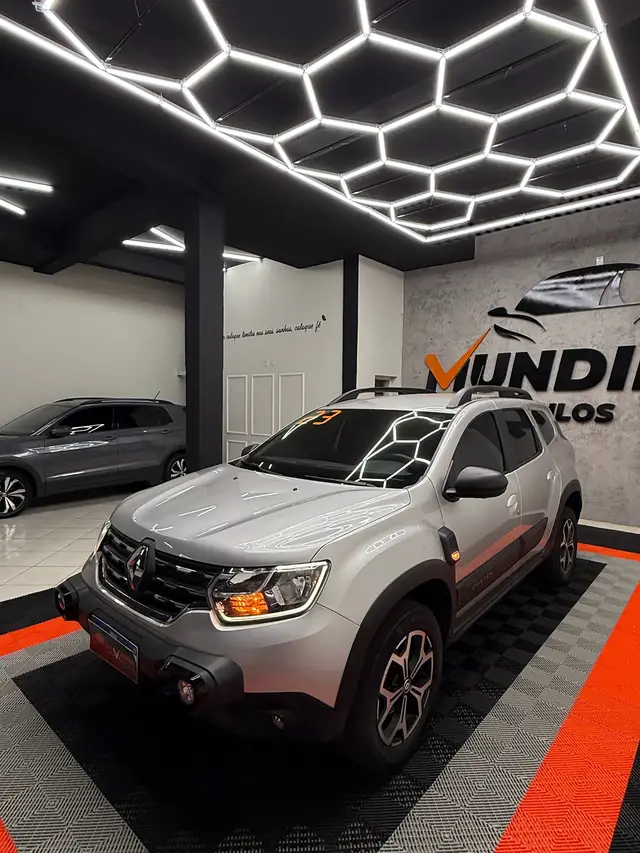 Carro Renault Duster 2023 Iconic 1.6 16V (Flex) (Aut)