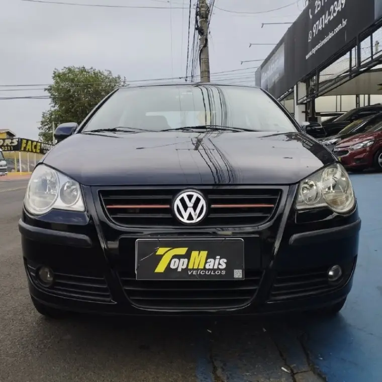 Volkswagen Polo Sedan 1.6 8V (Flex)