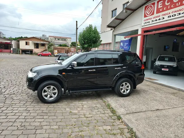 Carro Mitsubishi Pajero Dakar 2012 3.2 4WD (Aut)