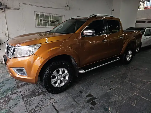 Carro Nissan Frontier 2018 2.3 TD CD LE 4x4 (Aut)