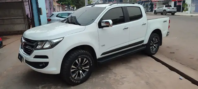 Carro Chevrolet S10 Cabine Dupla 2018 S10 2.8 CTDI LTZ 4WD (Cabine Dupla) (Aut)
