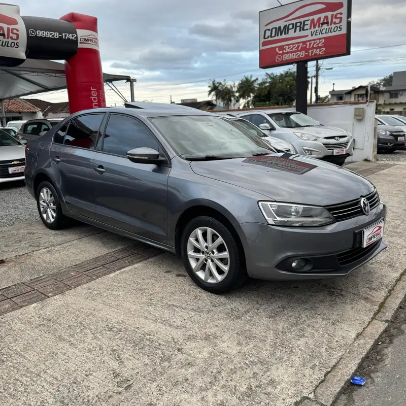 Volkswagen Jetta 2.0 Comfortline Tiptronic (Flex)