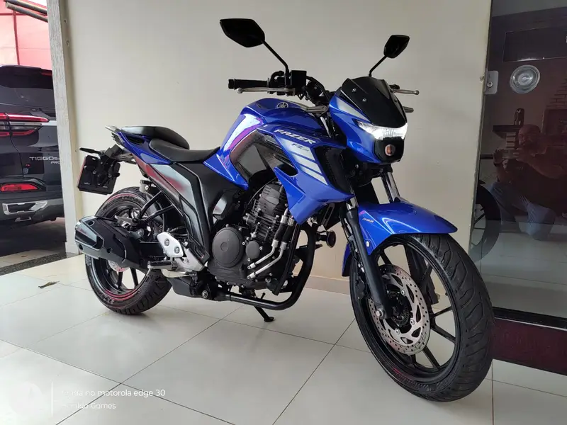 Yamaha Fazer FZ25 Flex