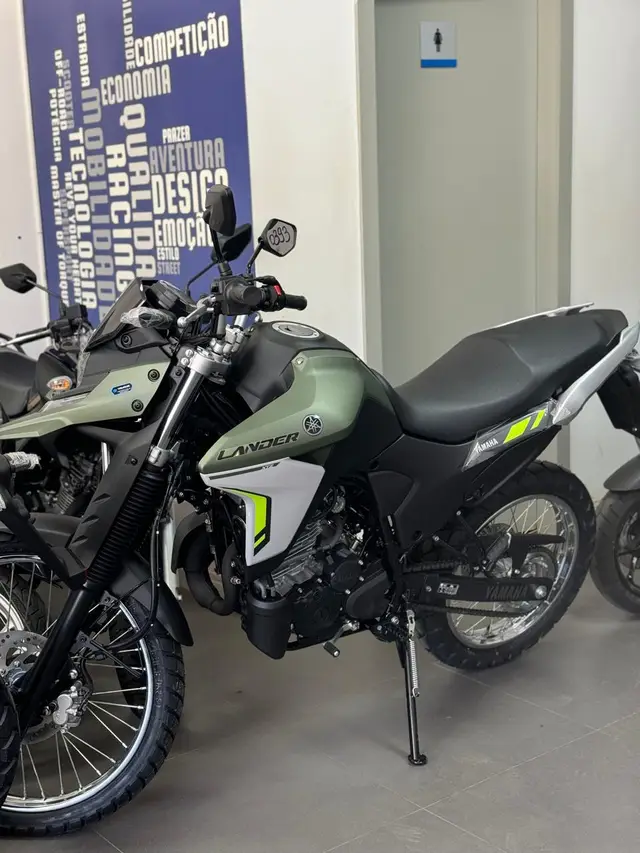 Carro Yamaha XTZ 250 Lander 2025 Connected