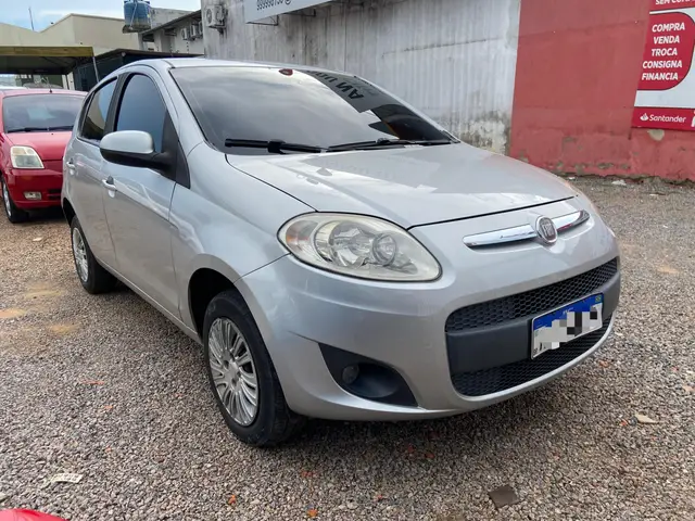 Carro Fiat Palio 2013 Attractive 1.0 8V (Flex)