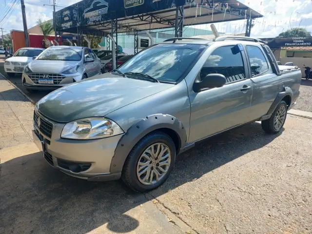 Carro Fiat Strada 2013 Working 1.4 (Flex) (Cabine Dupla)