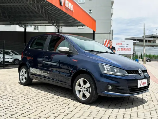 Carro Volkswagen Fox 2016 1.6 MSI Rock in Rio (Flex)