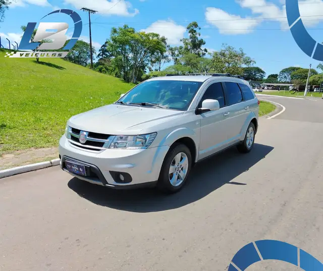Carro Fiat Freemont 2012 2.4 16V Precision (Aut)
