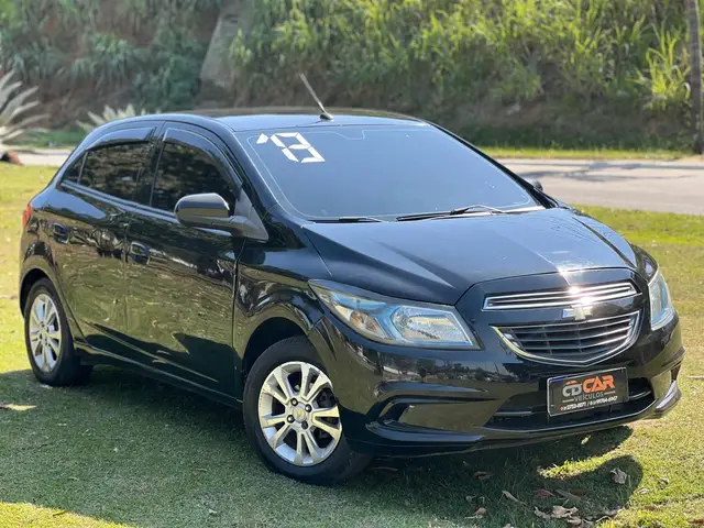 Carro Chevrolet Onix 2013 1.4 LT SPE/4