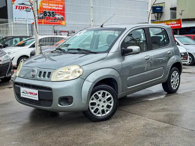 Carro Fiat Uno 2013 Vivace Italia 1.0 8V (Flex) 4p