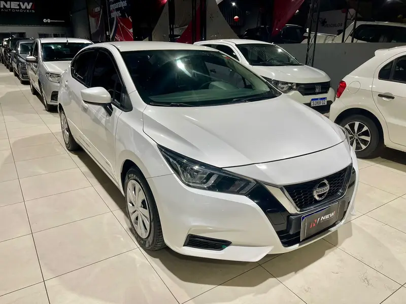 Nissan Versa Sense 1.6 (Flex) (Aut)