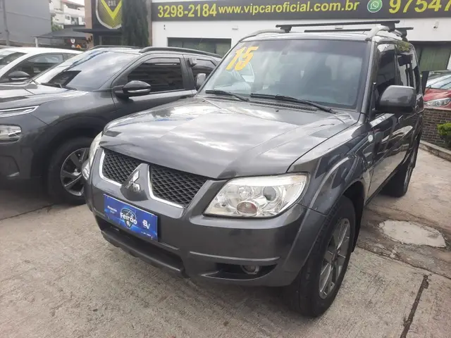 Carro Mitsubishi Pajero TR4 2015 2.0 16V 4x2 (Flex) (Aut)