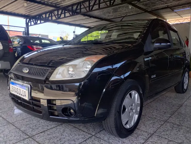 Carro Ford Fiesta Sedan 2009 Class 1.6 (Flex)