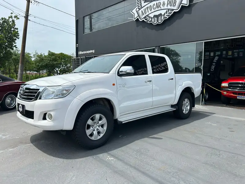 Toyota Hilux 2.7 SR CD 4x2 (Flex) (Aut)