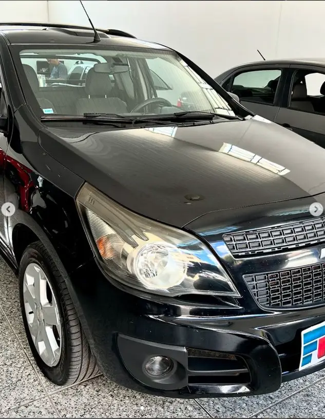 Carro Chevrolet Montana 2019 Sport 1.4 (Flex)