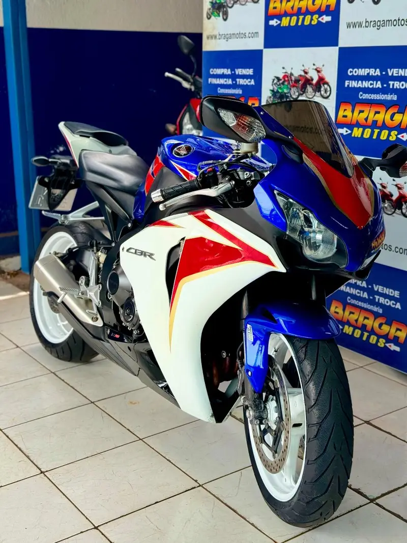 Honda CBR 1000RR Fireblade