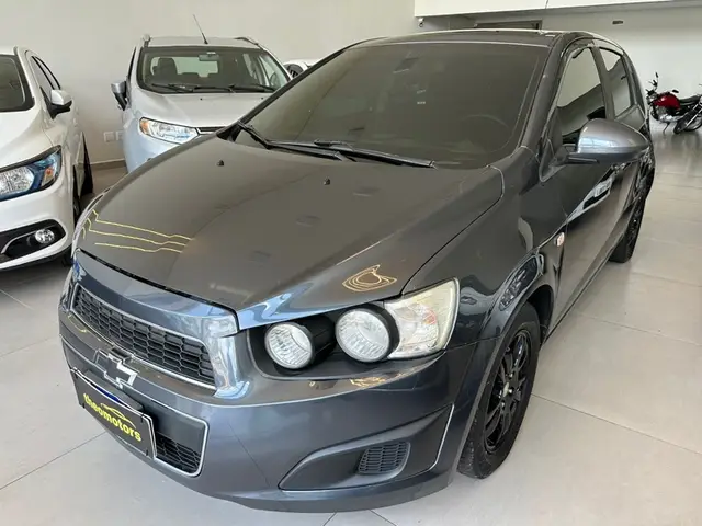 Carro Chevrolet Sonic 2013 Hatch LT 1.6 (Aut)