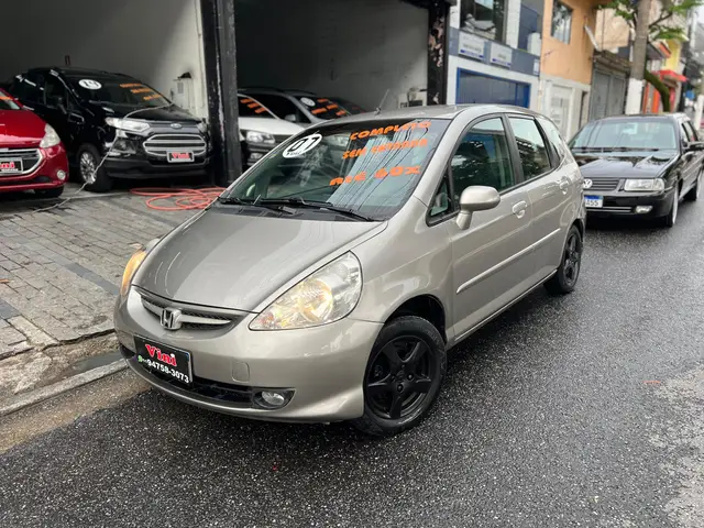 Carro Honda Fit 2007 LX 1.4