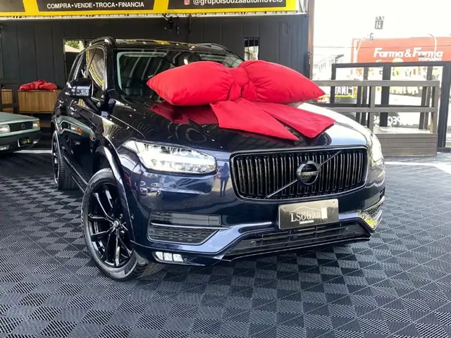 Carro Volvo XC90 Momentum 2019 XC90 2.0 D5 AWD