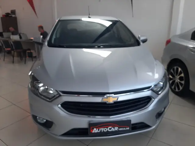 Carro Chevrolet Onix 2018 1.4 LTZ SPE/4 (Aut)
